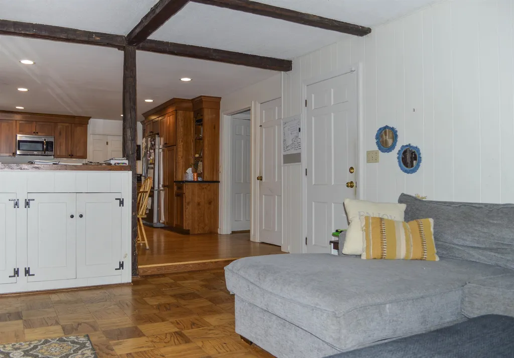 52 Greenwood Avenue Keene NH 03431