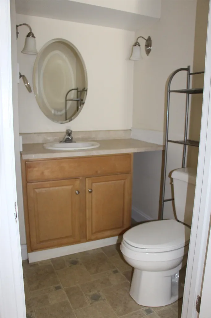 52 Lincoln Street Exeter NH 03833