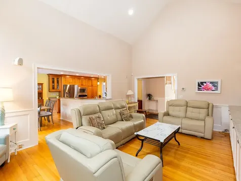 13 Evergreen Drive North Hampton NH 03862