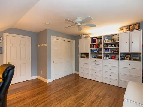 13 Evergreen Drive North Hampton NH 03862