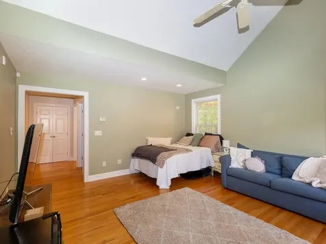 13 Evergreen Drive North Hampton NH 03862