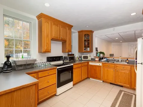 13 Evergreen Drive North Hampton NH 03862