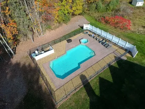 13 Evergreen Drive North Hampton NH 03862