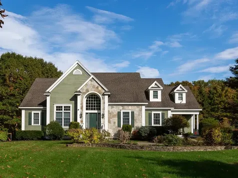 13 Evergreen Drive North Hampton NH 03862