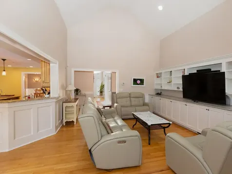 13 Evergreen Drive North Hampton NH 03862