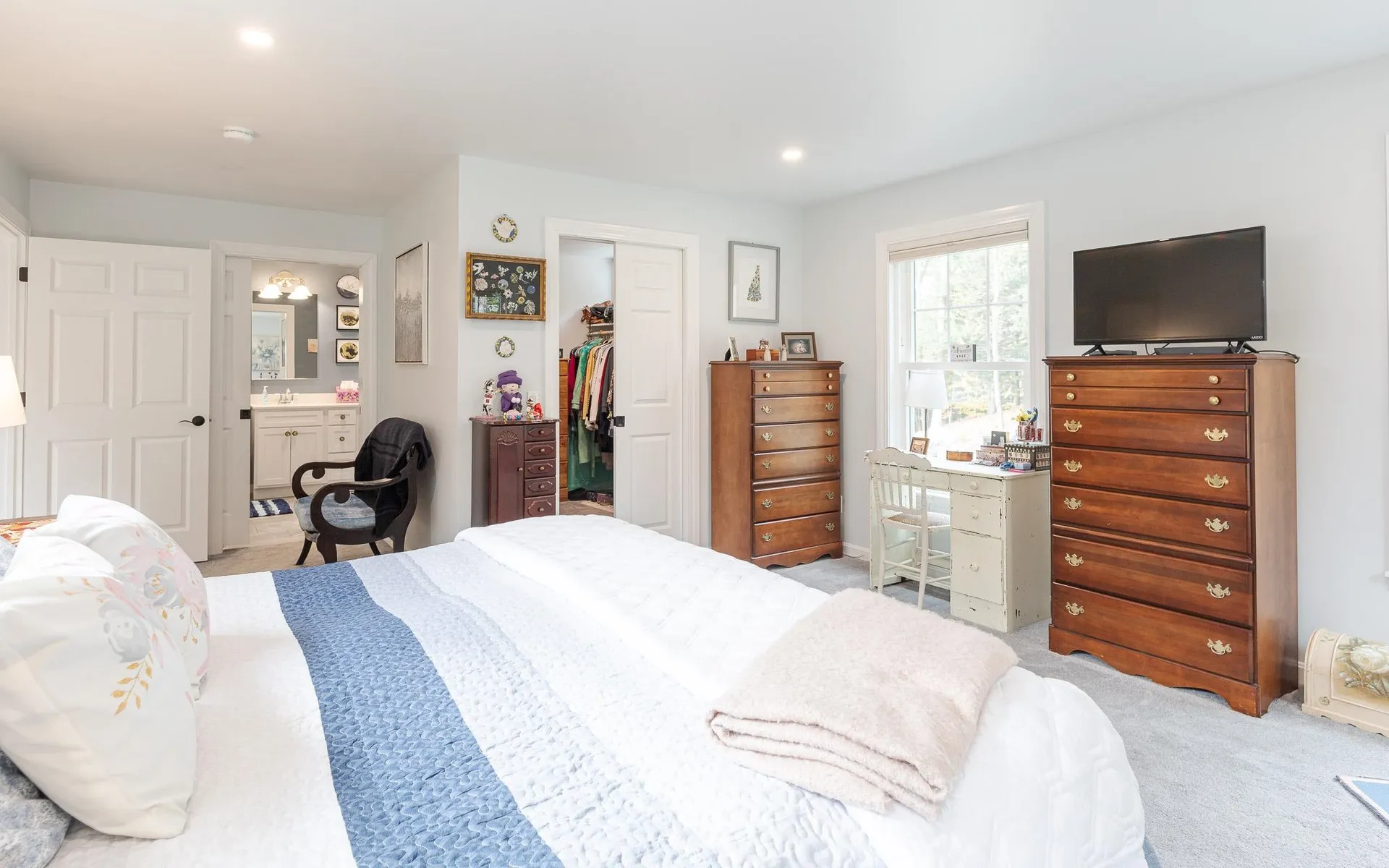 27 Hooper Road Walpole NH 03608