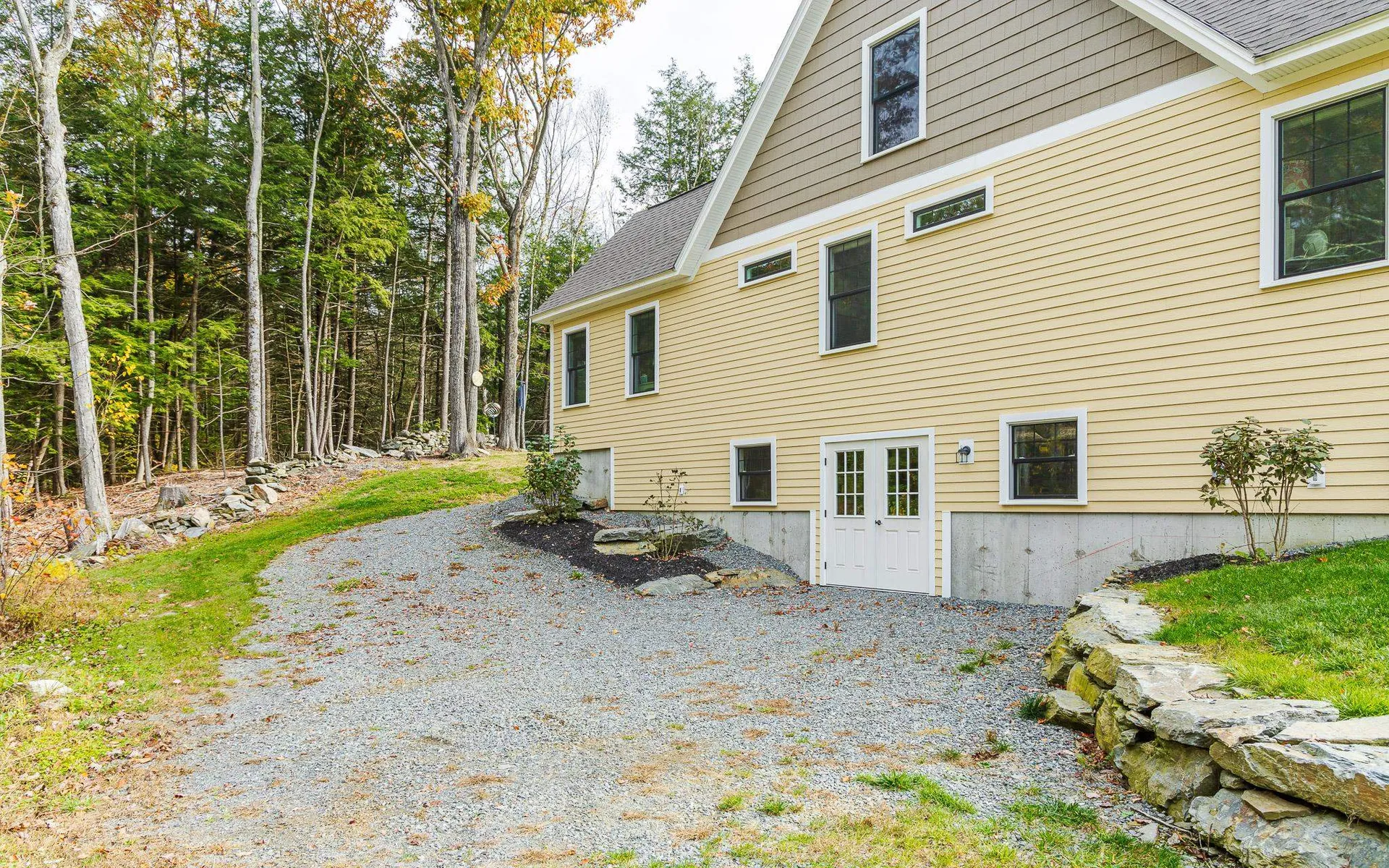 27 Hooper Road Walpole NH 03608
