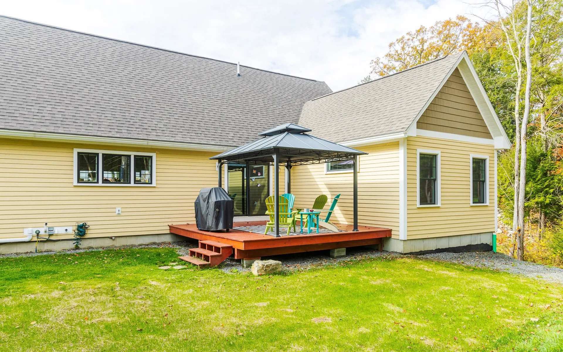 27 Hooper Road Walpole NH 03608
