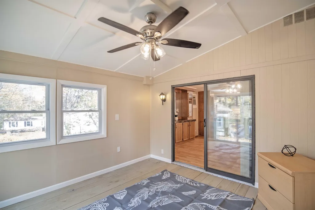 13 Rim Road Danville NH 03819