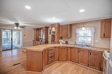 13 Rim Road Danville NH 03819