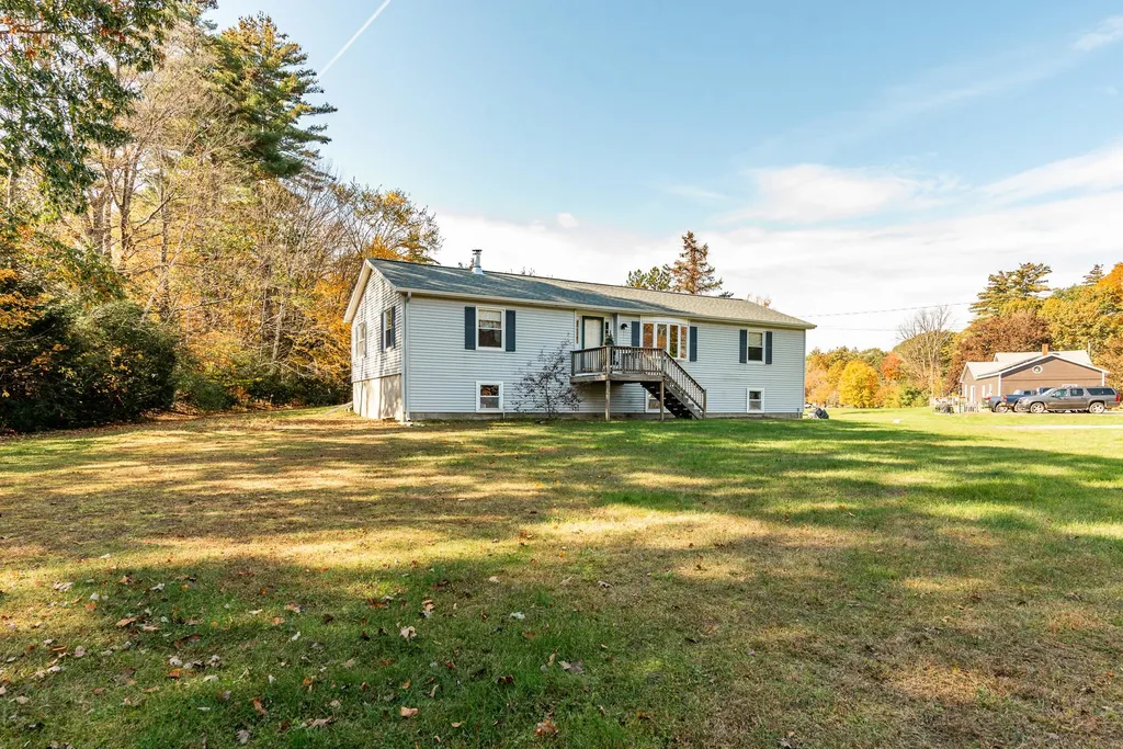230 South Road Fremont NH 03044