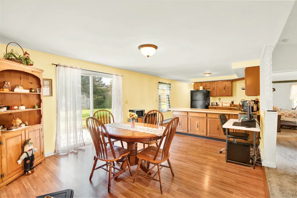 230 South Road Fremont NH 03044