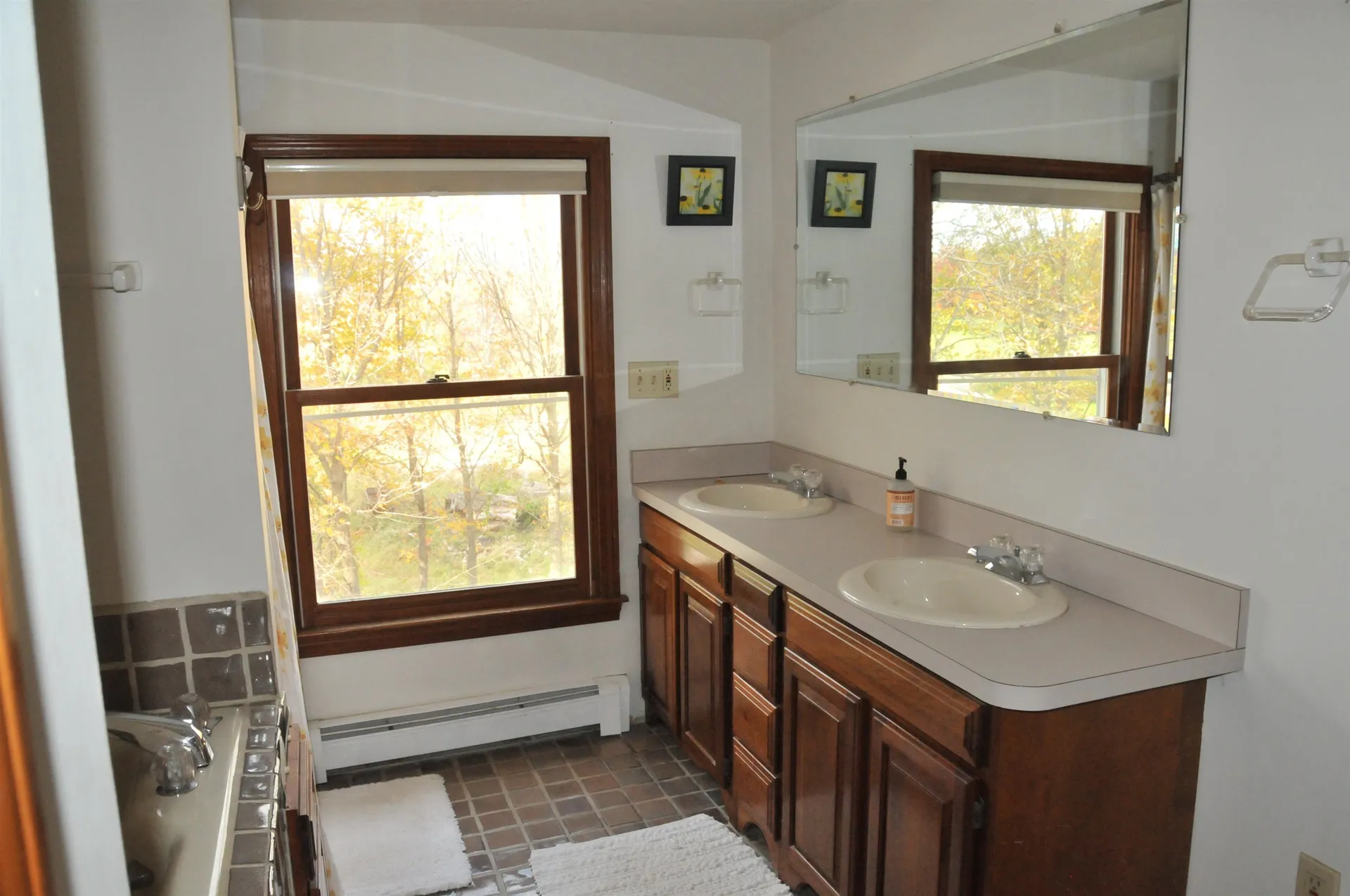 208 Chestnut Hill Road New Boston NH 03070