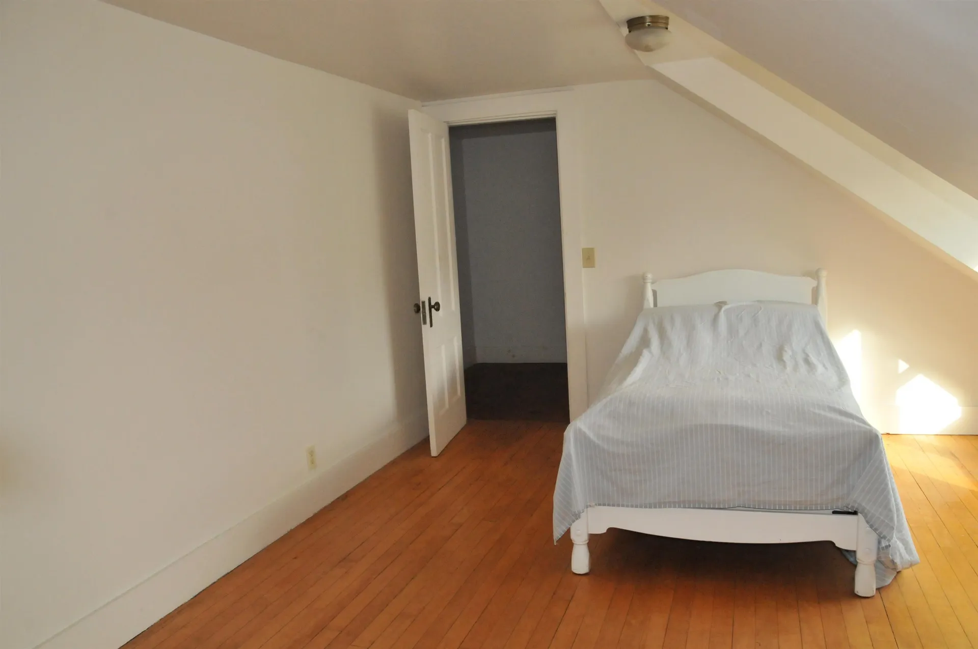 208 Chestnut Hill Road New Boston NH 03070