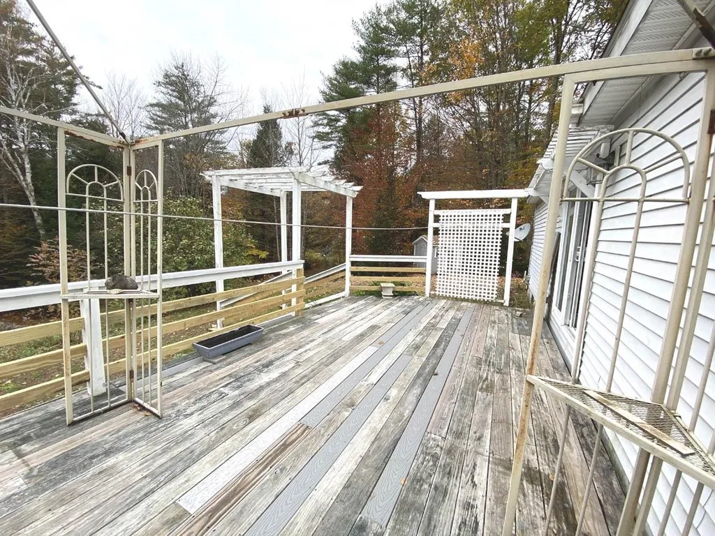 603 Hall Road Bristol NH 03222
