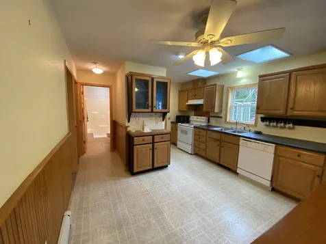 603 Hall Road Bristol NH 03222