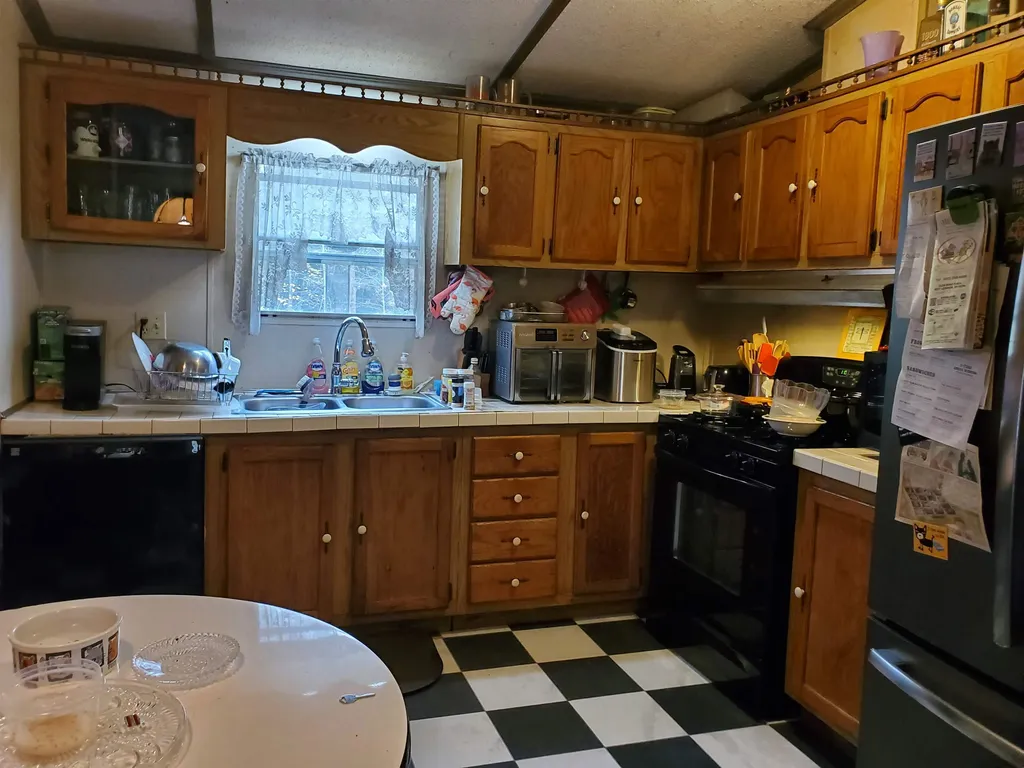 124 Moose Mountain Road Canaan NH 03741