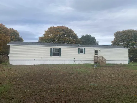8 Morning Glory Lane Rochester NH 03868