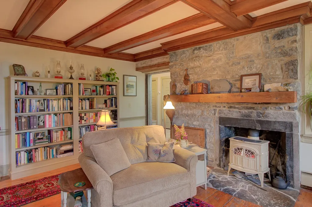 721 Shrine Road Isle La Motte VT 05463