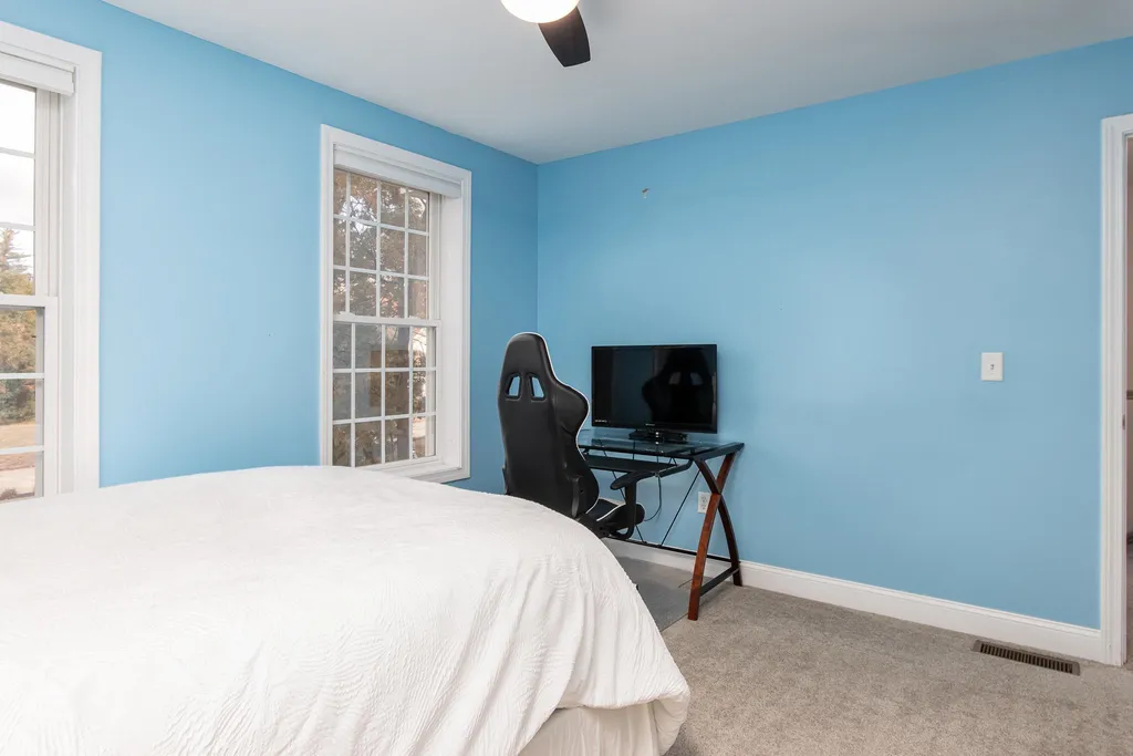 24 Pekoe Drive Concord NH 03301
