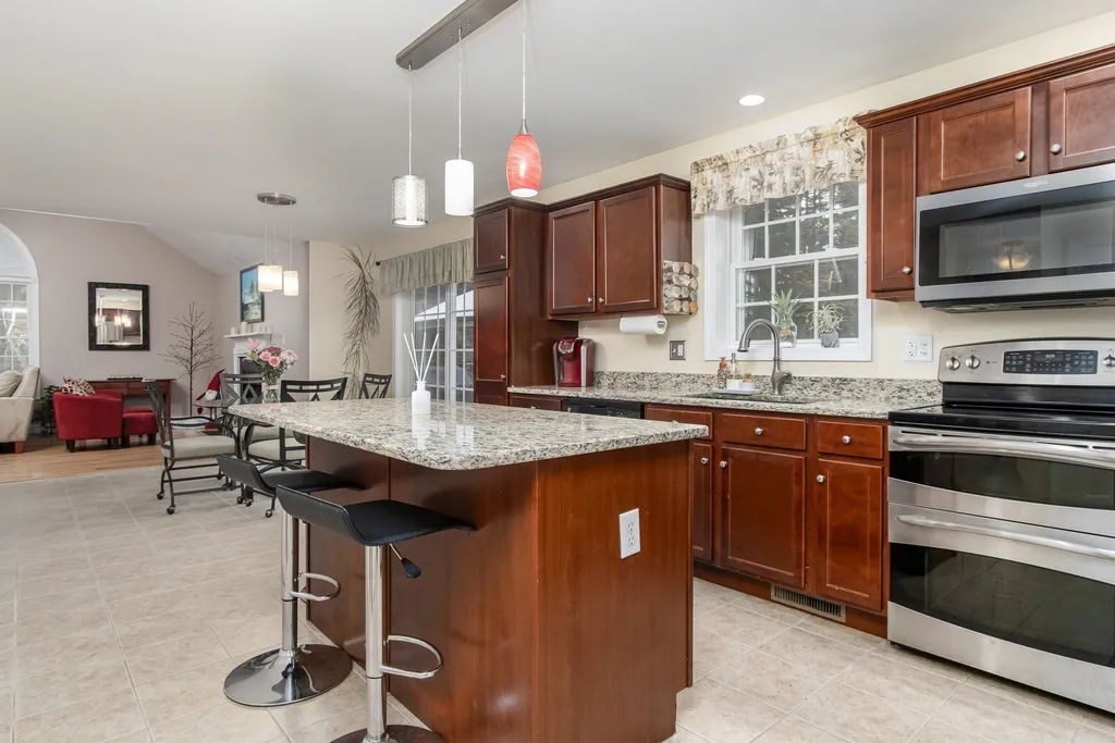 24 Pekoe Drive Concord NH 03301
