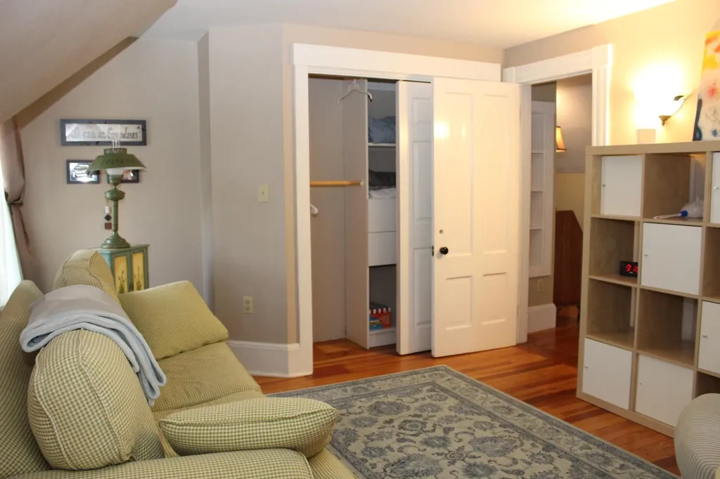 21 High Street Meredith NH 03253
