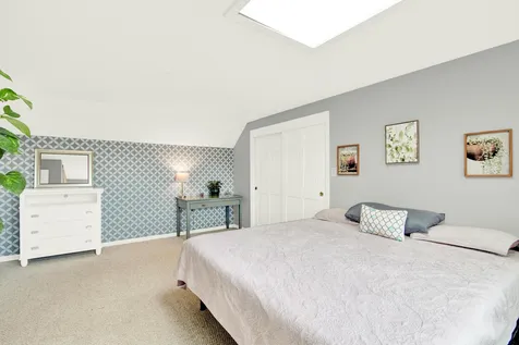 339 Wadleigh Falls Road Newmarket NH 03857