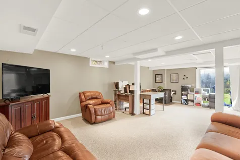 339 Wadleigh Falls Road Newmarket NH 03857