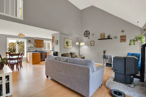 339 Wadleigh Falls Road Newmarket NH 03857
