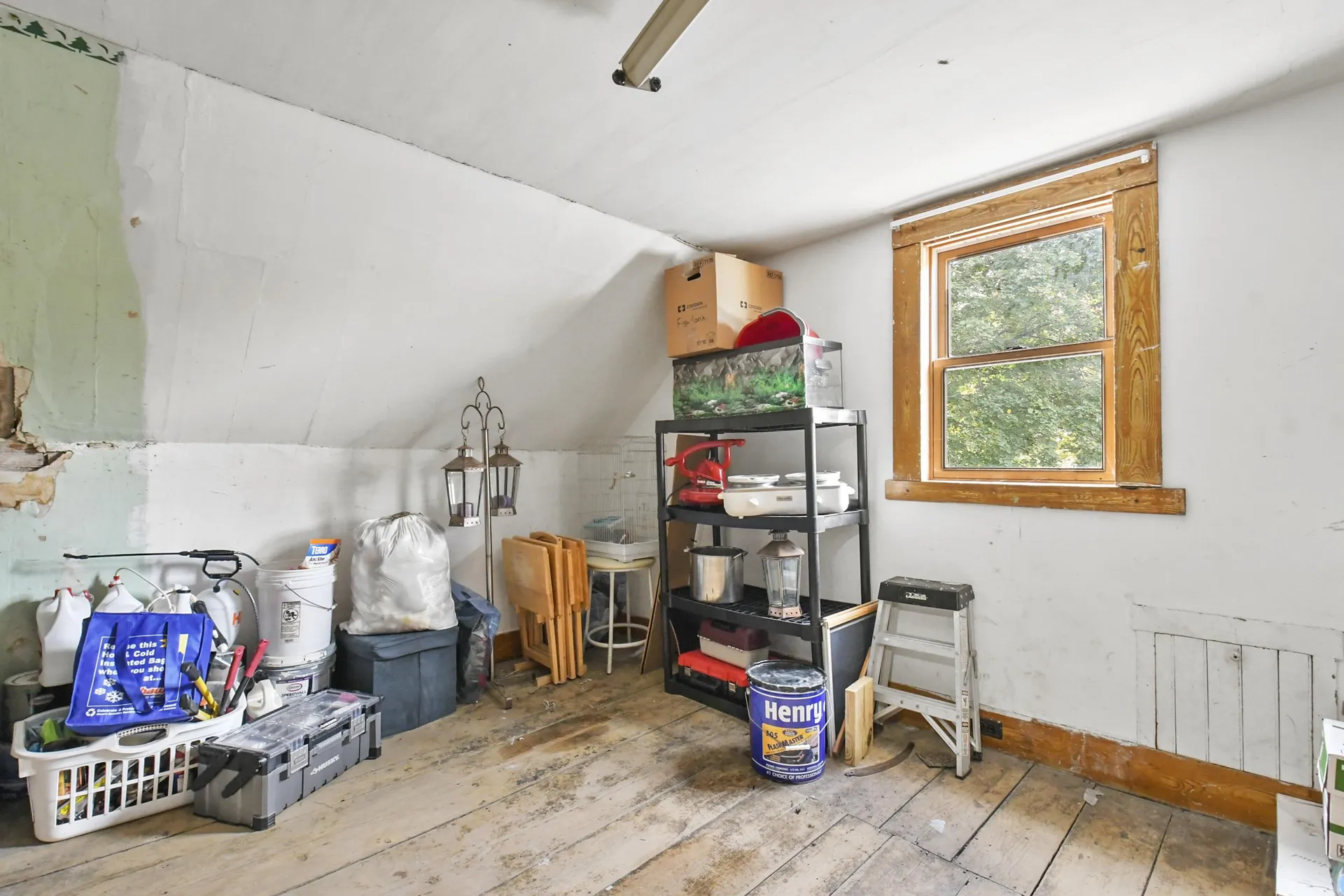 18 Broadway Pembroke NH 03275