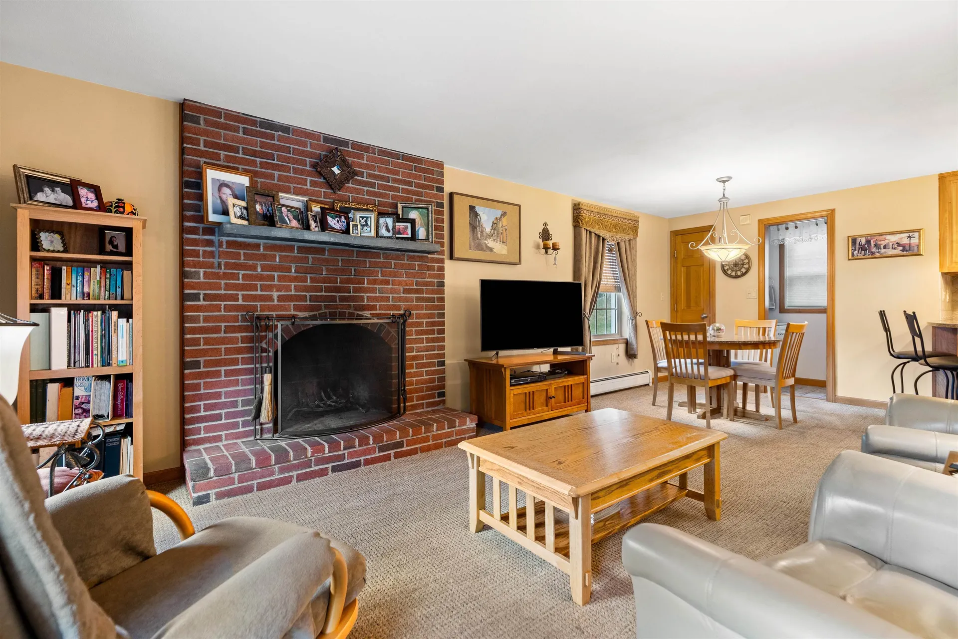 23 Sequoia Lane Plaistow NH 03865