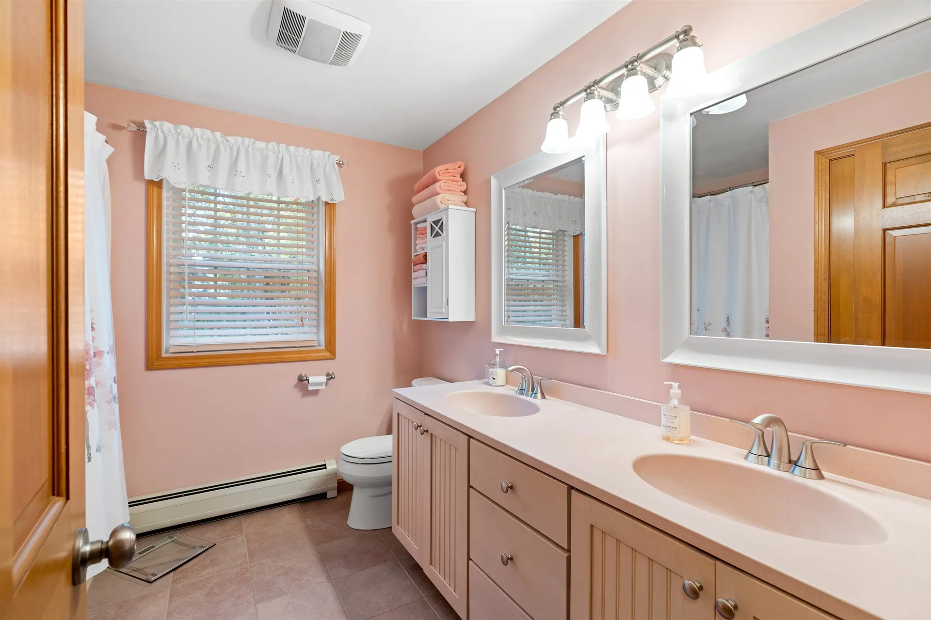 23 Sequoia Lane Plaistow NH 03865