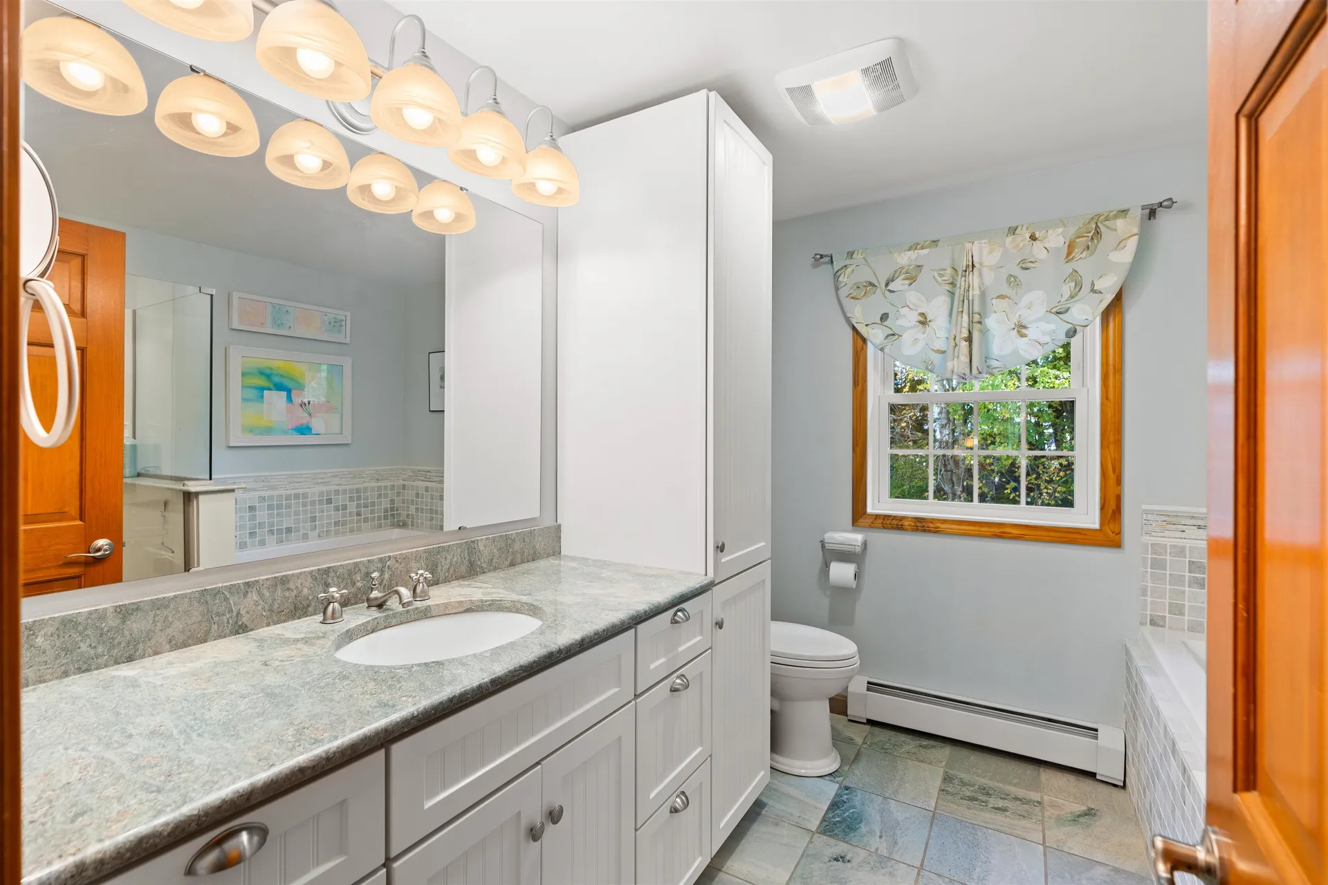 23 Sequoia Lane Plaistow NH 03865