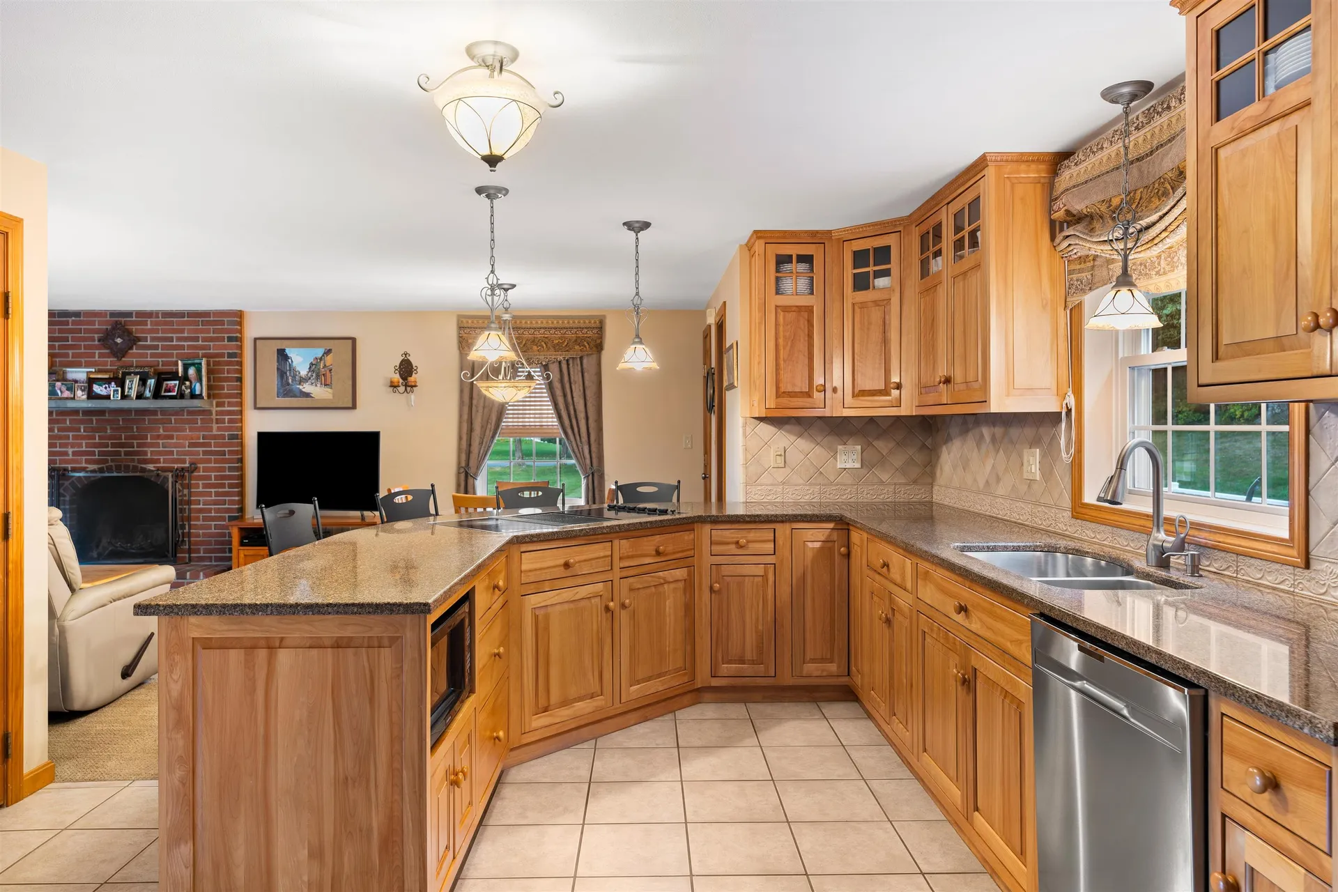 23 Sequoia Lane Plaistow NH 03865
