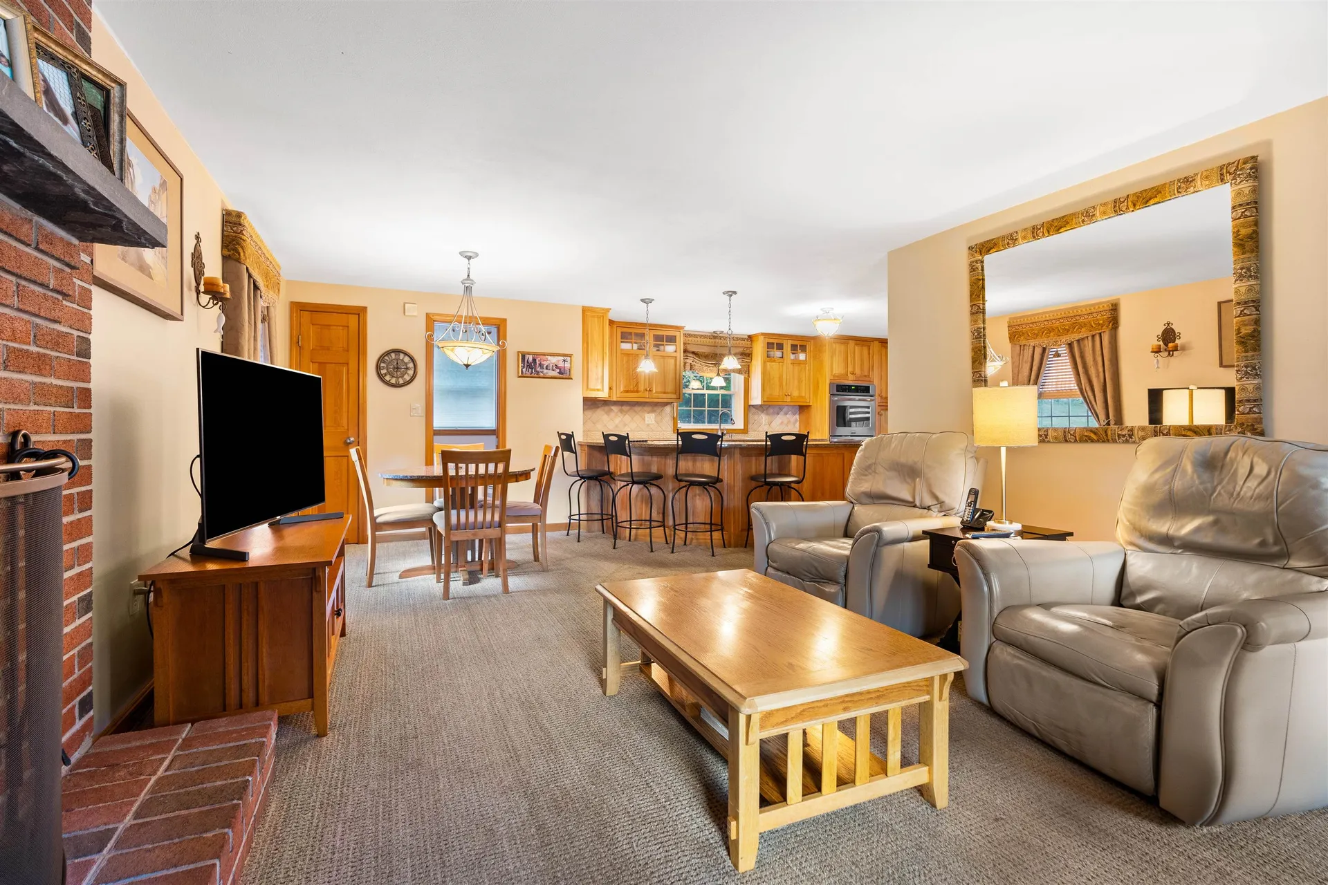 23 Sequoia Lane Plaistow NH 03865