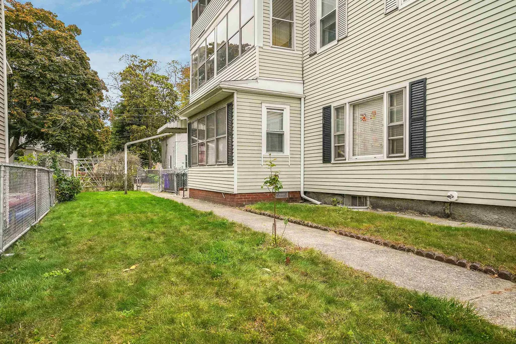 410 Auburn Street Manchester NH 03103