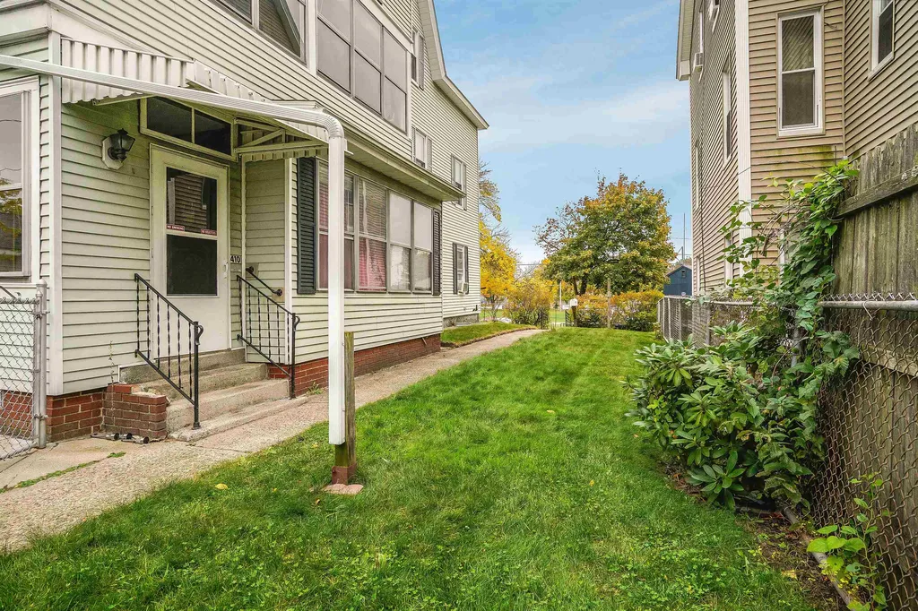 410 Auburn Street Manchester NH 03103