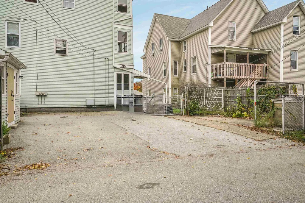 410 Auburn Street Manchester NH 03103
