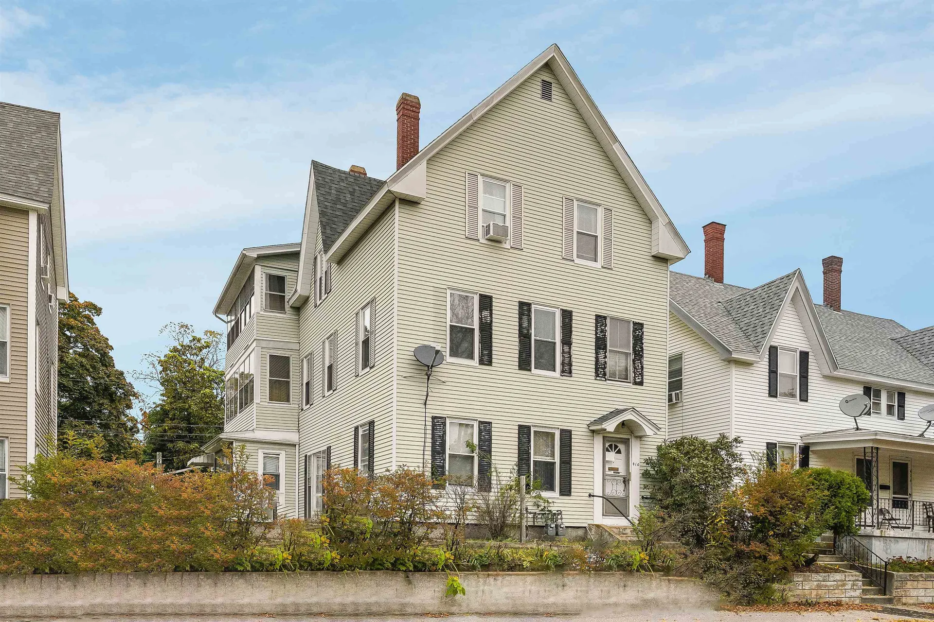 410 Auburn Street Manchester NH 03103