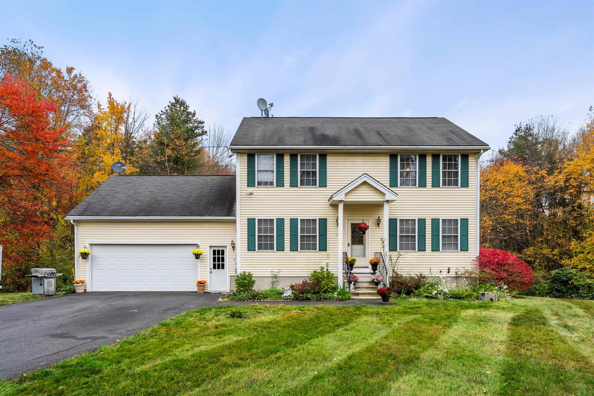 18 Wilson Road Londonderry NH 03053