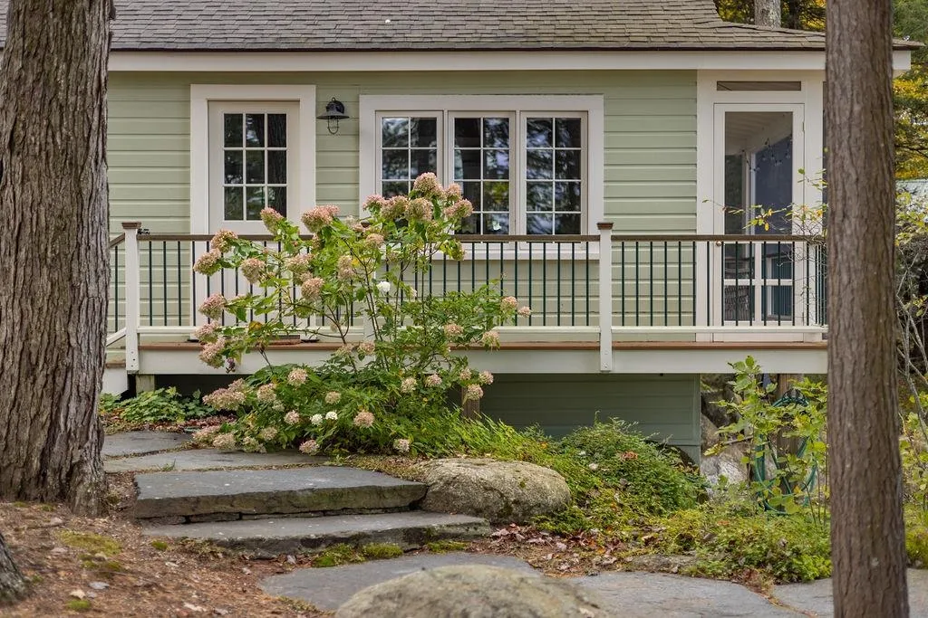 265 Elkins Road New London NH 03233