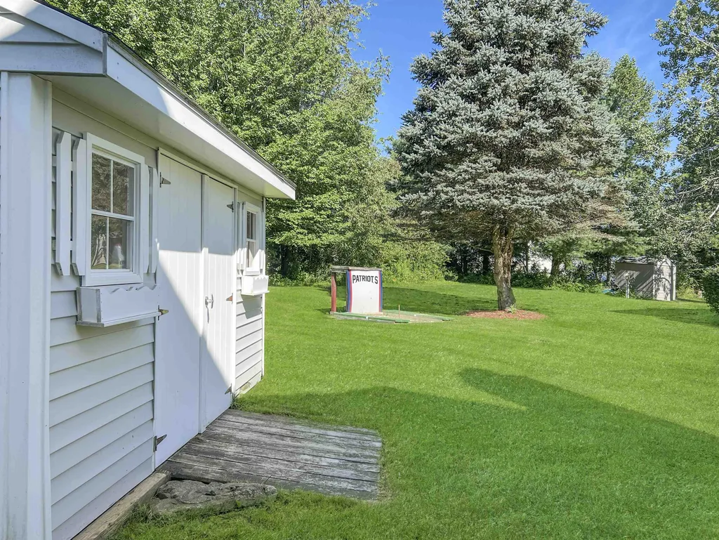 7 Jackson Brook Terrace Dover NH 03820