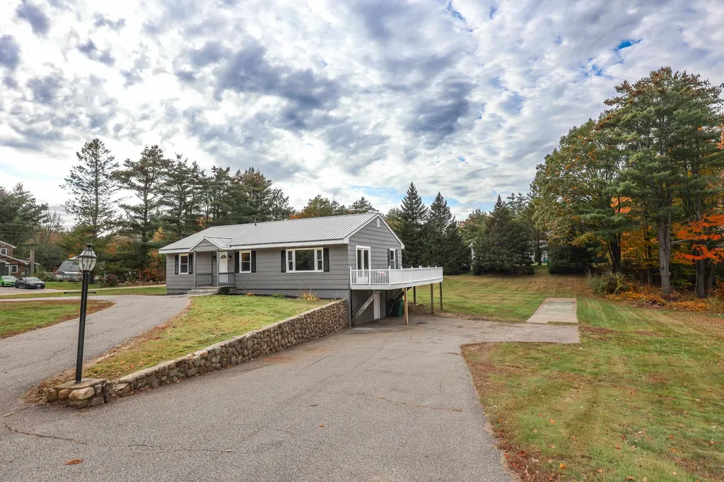 187 Country Club Road Laconia NH 03246