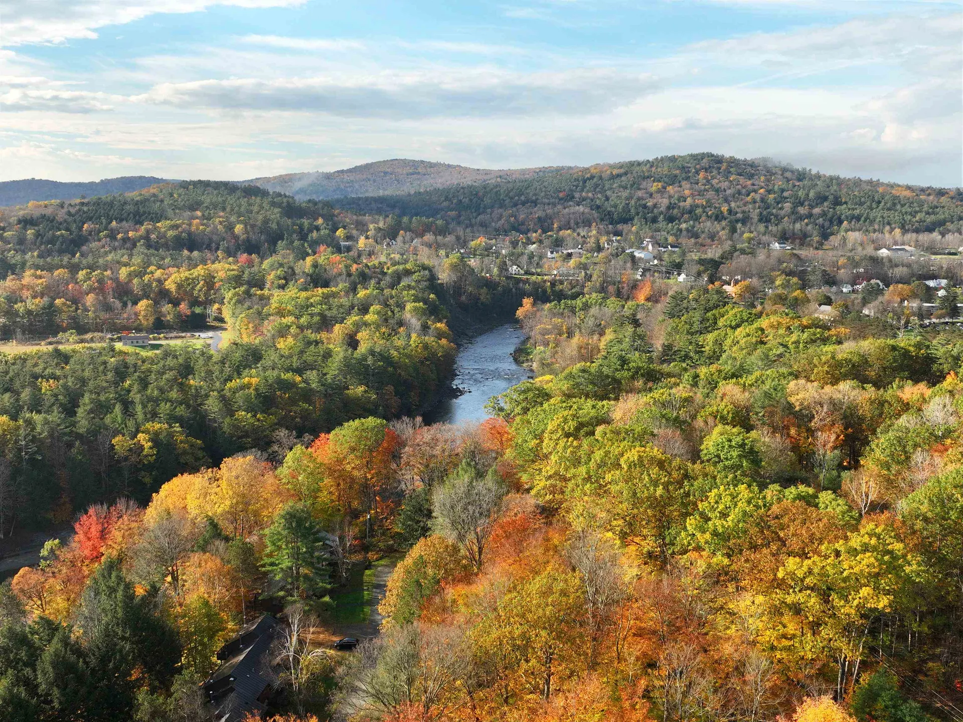 383 Old Quechee Road Hartford VT 05059