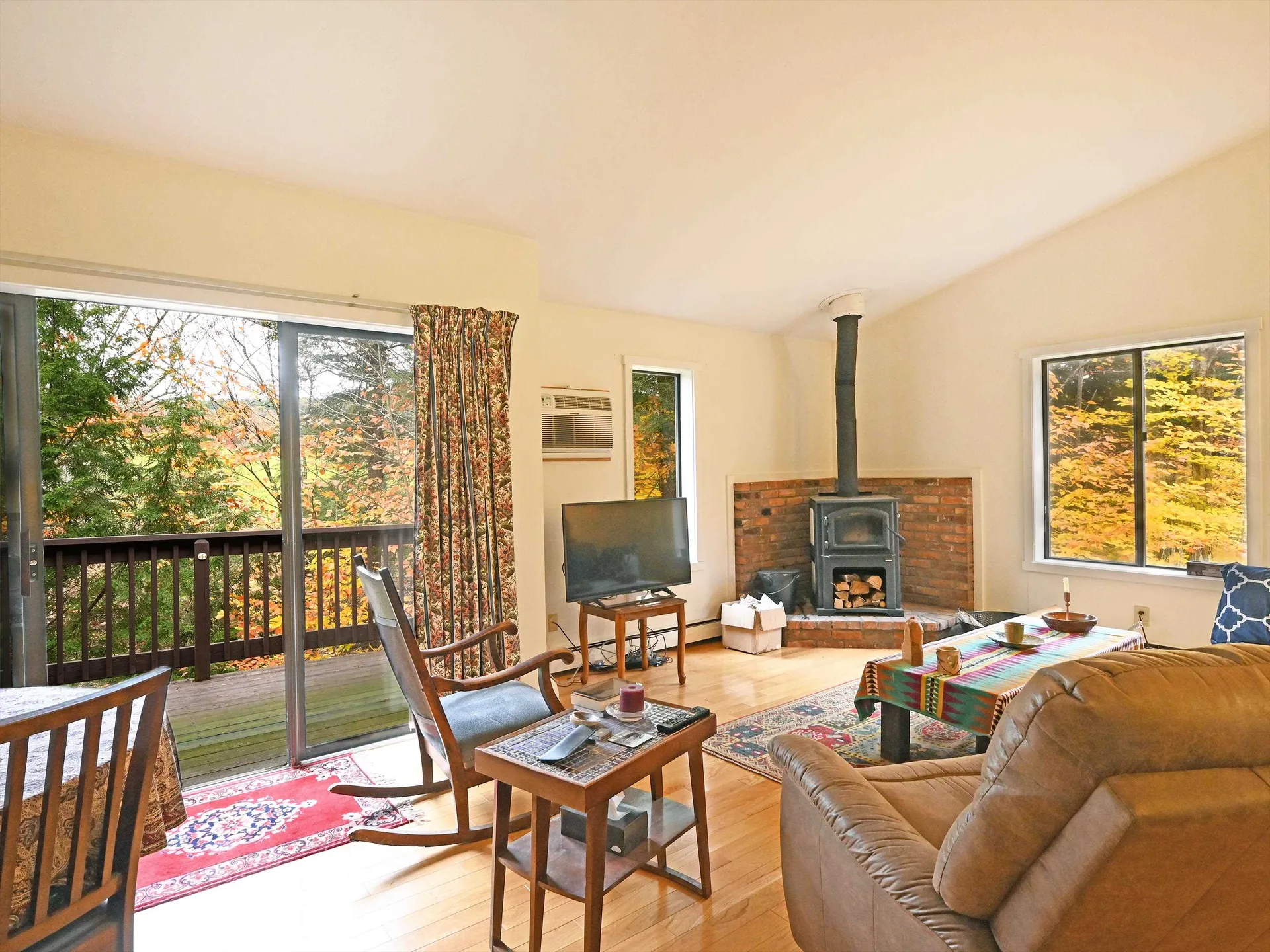 383 Old Quechee Road Hartford VT 05059