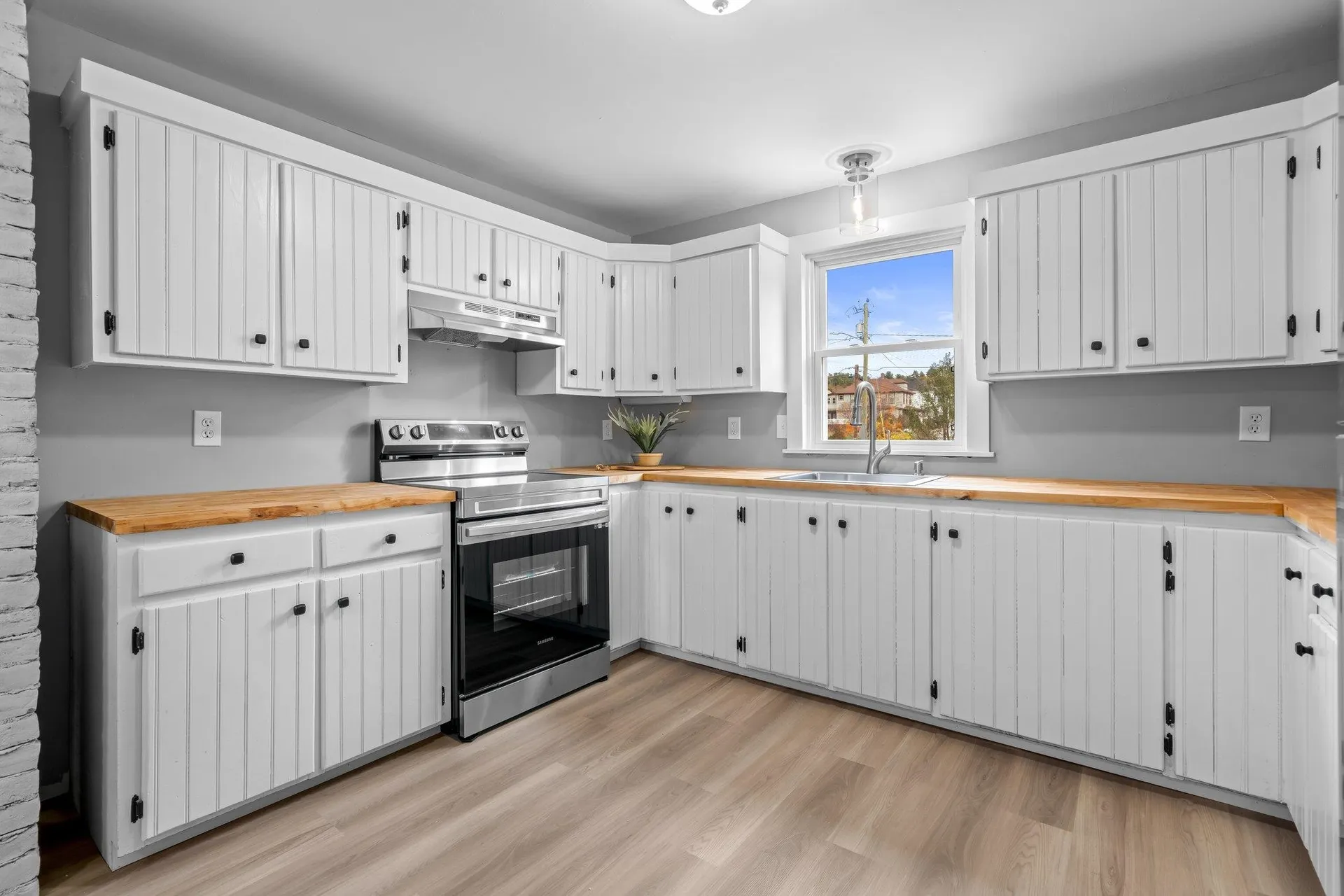 58 Green Road Newport NH 03773