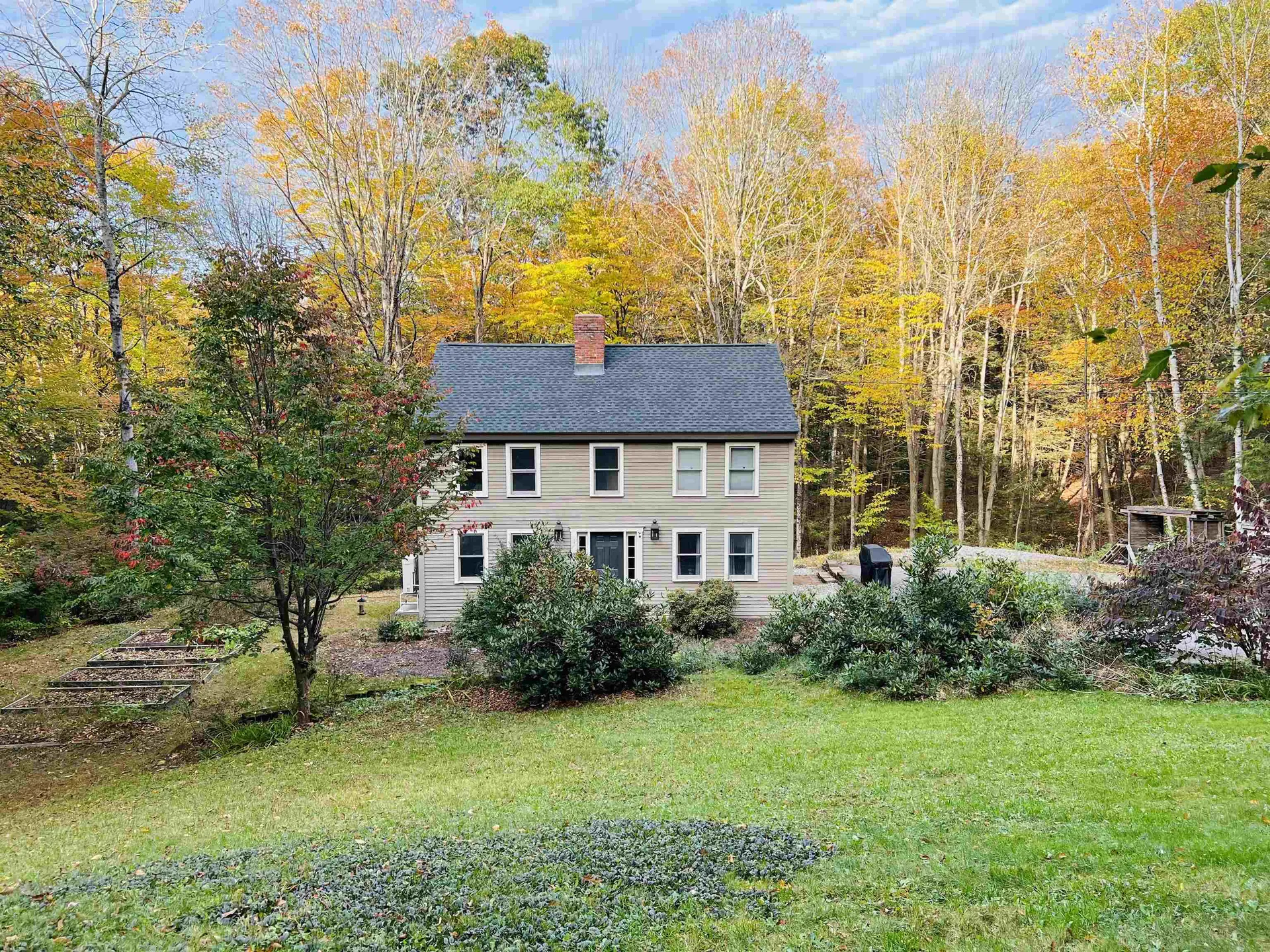 313 Wallace Road Goffstown NH 03045