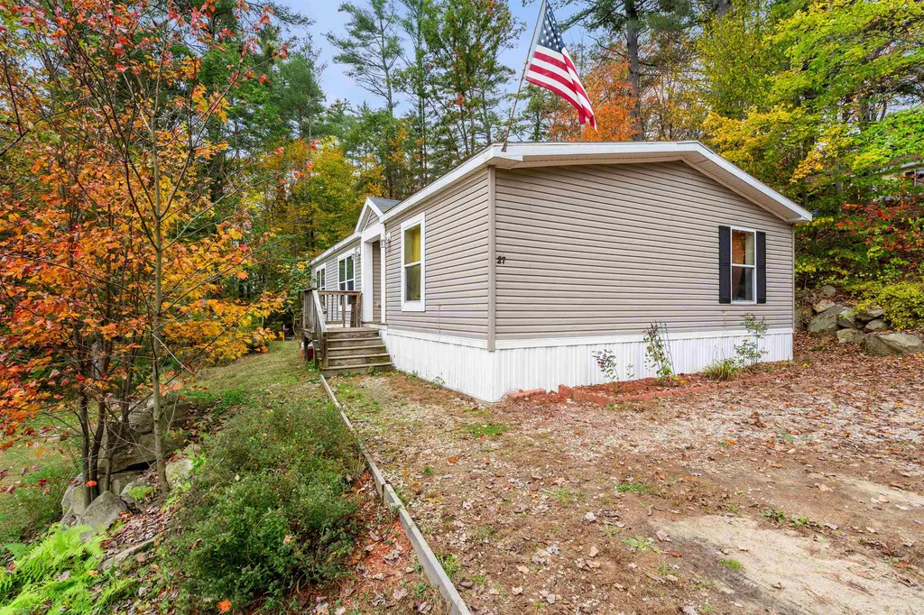 27 Hillside Drive Allenstown NH 03275