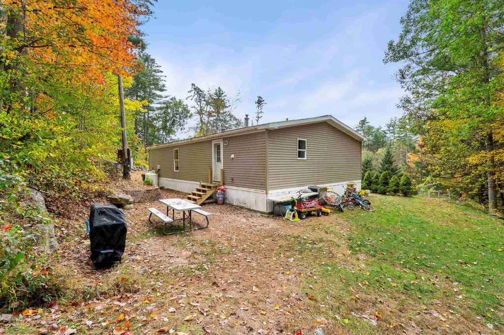 27 Hillside Drive Allenstown NH 03275