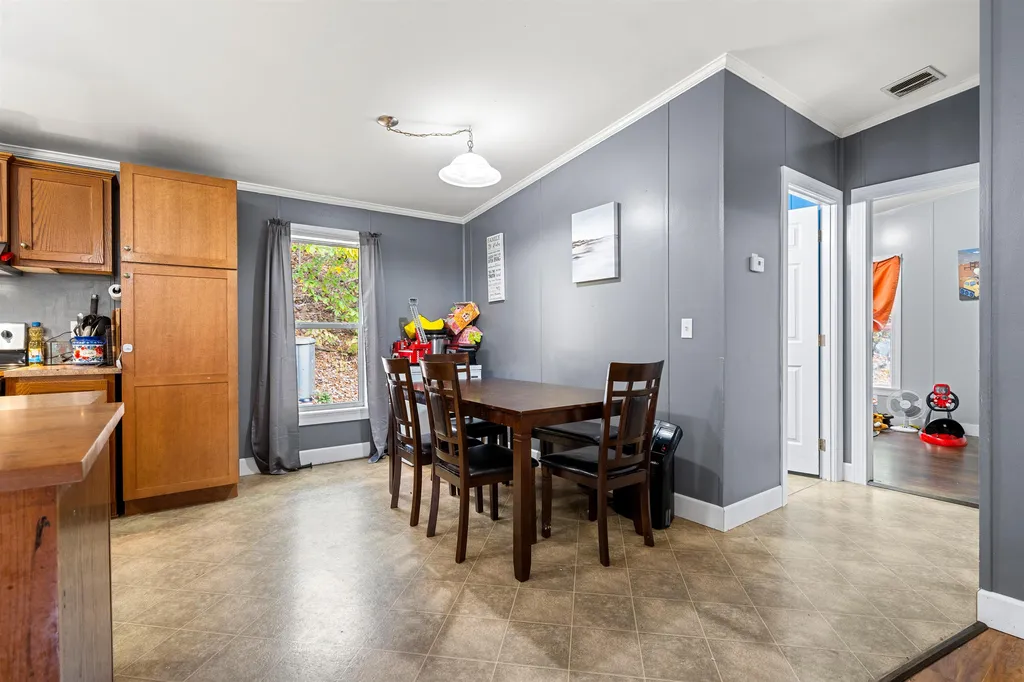 27 Hillside Drive Allenstown NH 03275